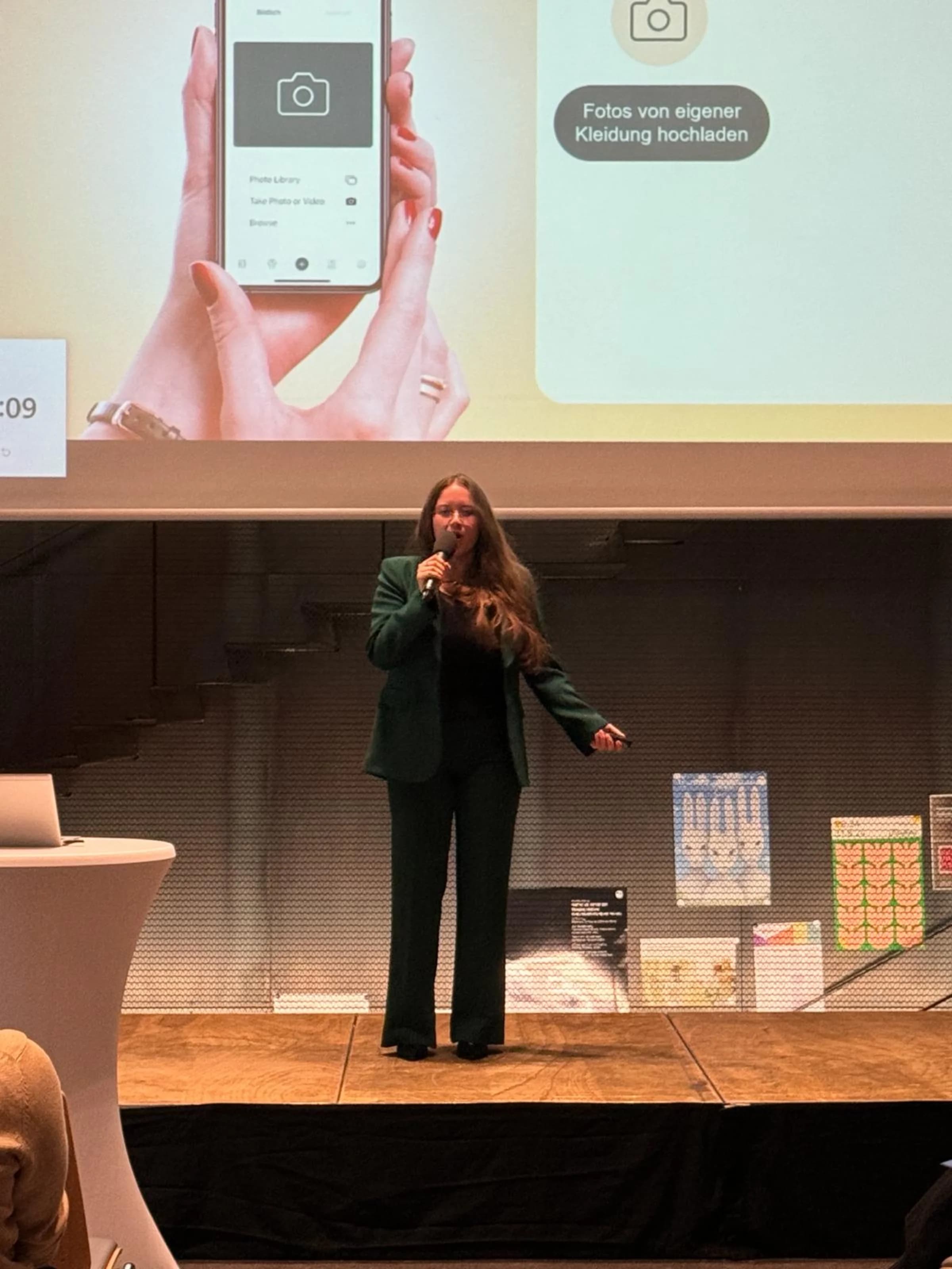 Tori presenting enless on stage at Start Night
